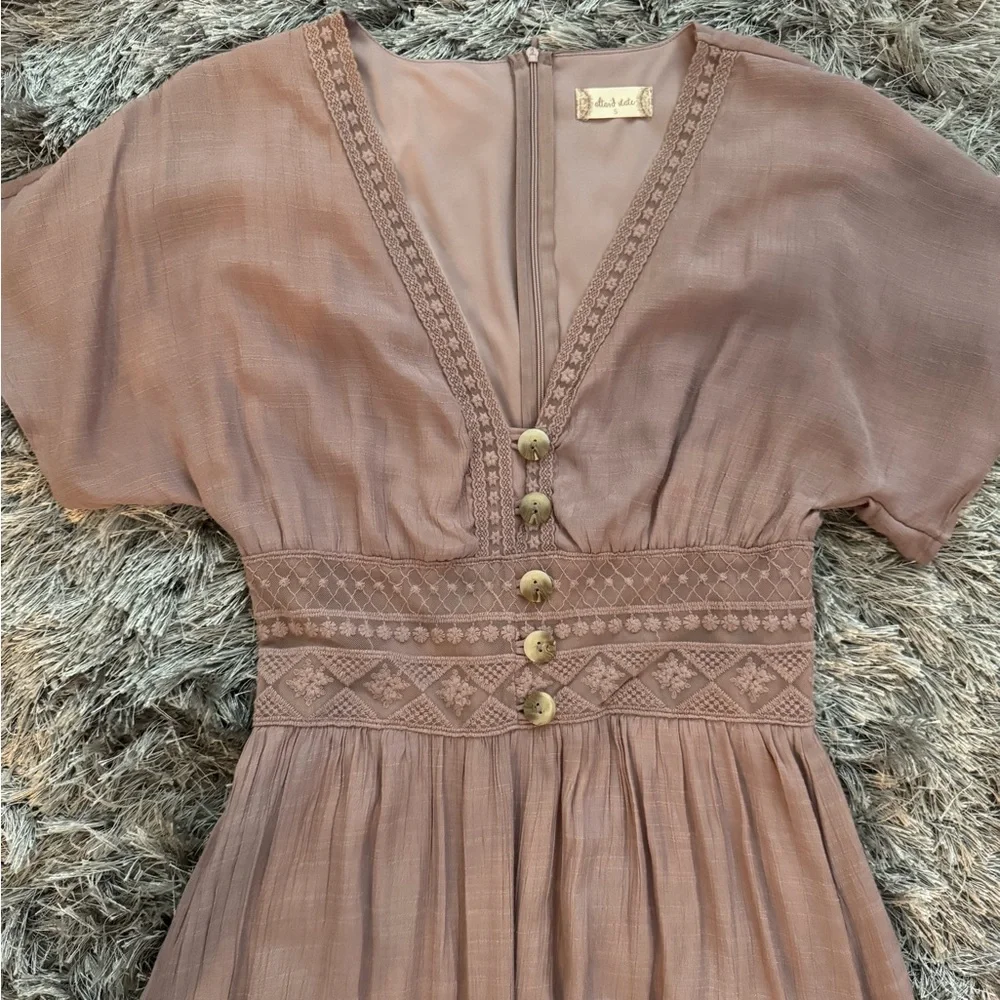 Alter’d State Mauve Lace-Trimmed Maxi Dress - Picture 10 of 16